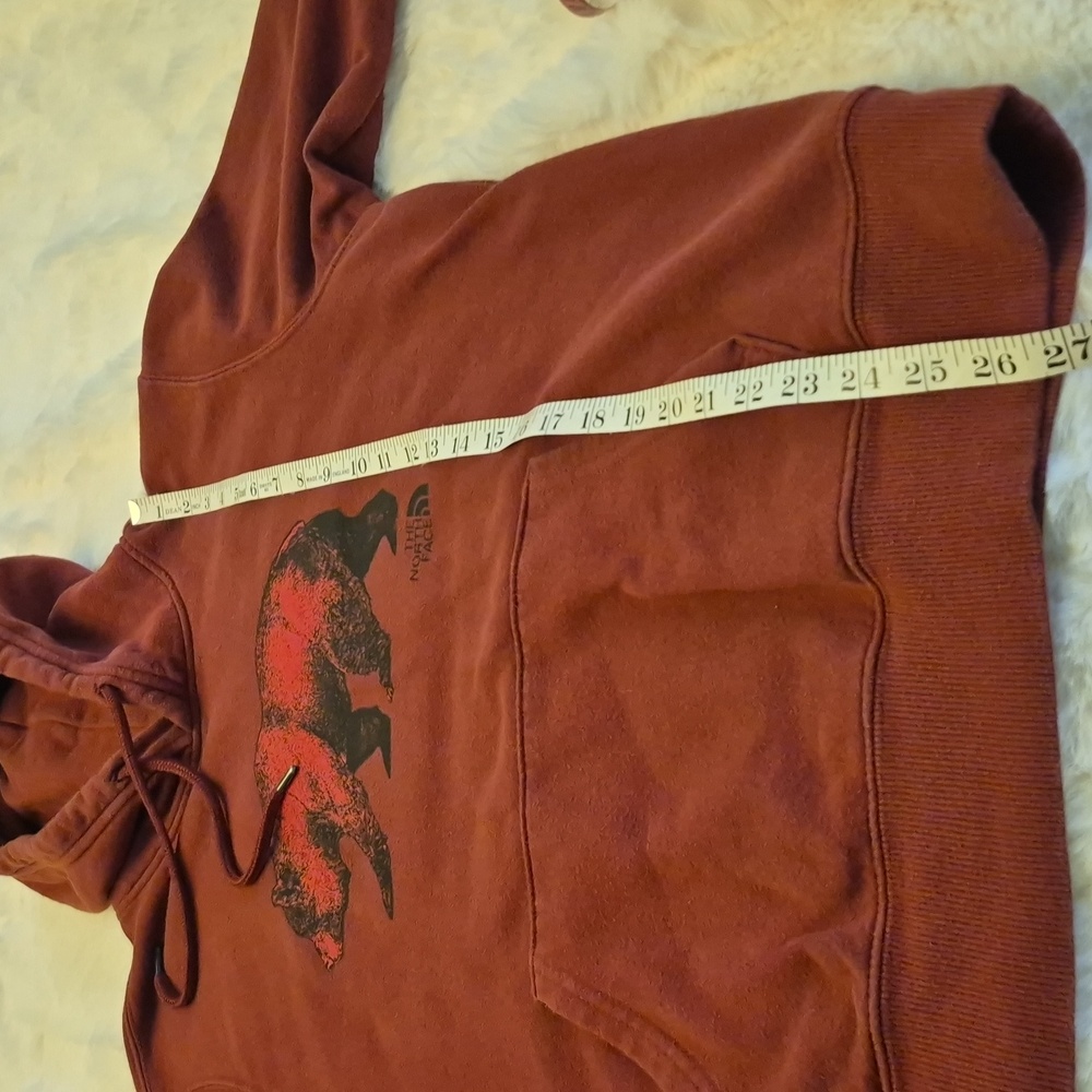 The Nortface TNF Hoodie Red Brick.SizeTag Missing. Pit To Pit:22.5"×26.5" Sz.M/L - Picture 8 of 16